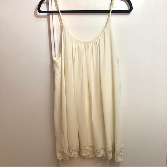 Windsor | White Shift Dress - Picture 3 of 8